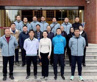 重慶一中教師在重慶市體育與健康優(yōu)質(zhì)課比賽中競展風(fēng)采